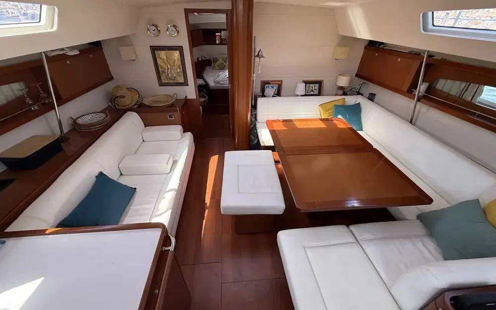 slider 28 Beneteau Oceanis 58