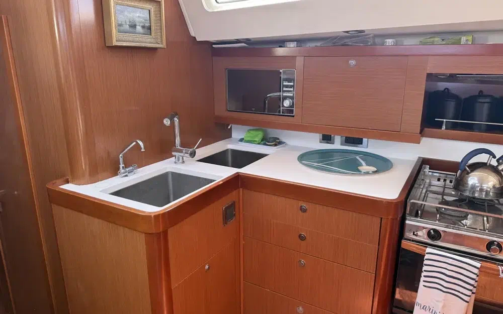 slider 32 Beneteau Oceanis 58