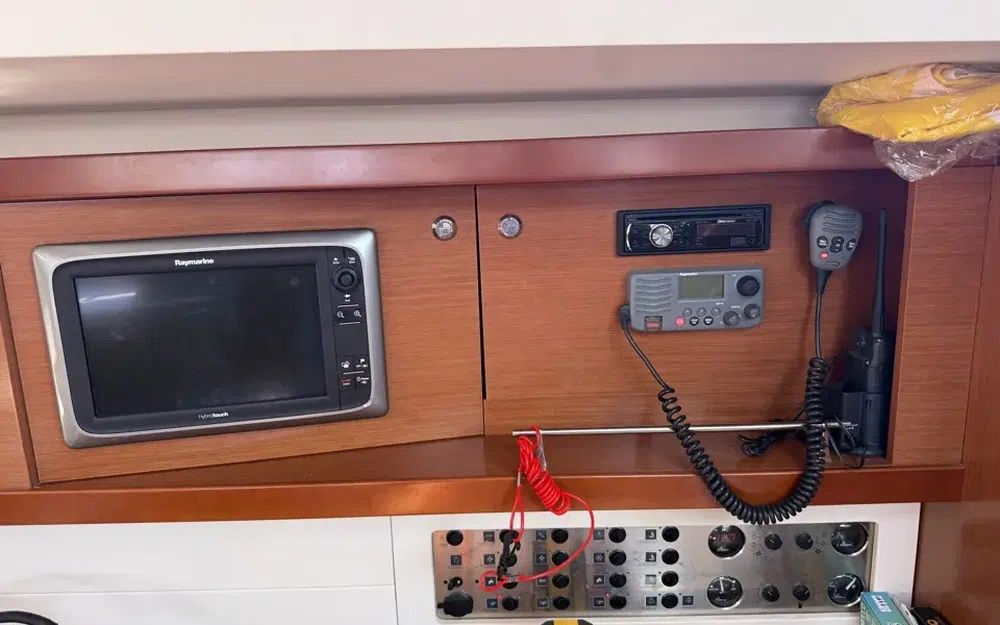 slider 36 Beneteau Oceanis 58