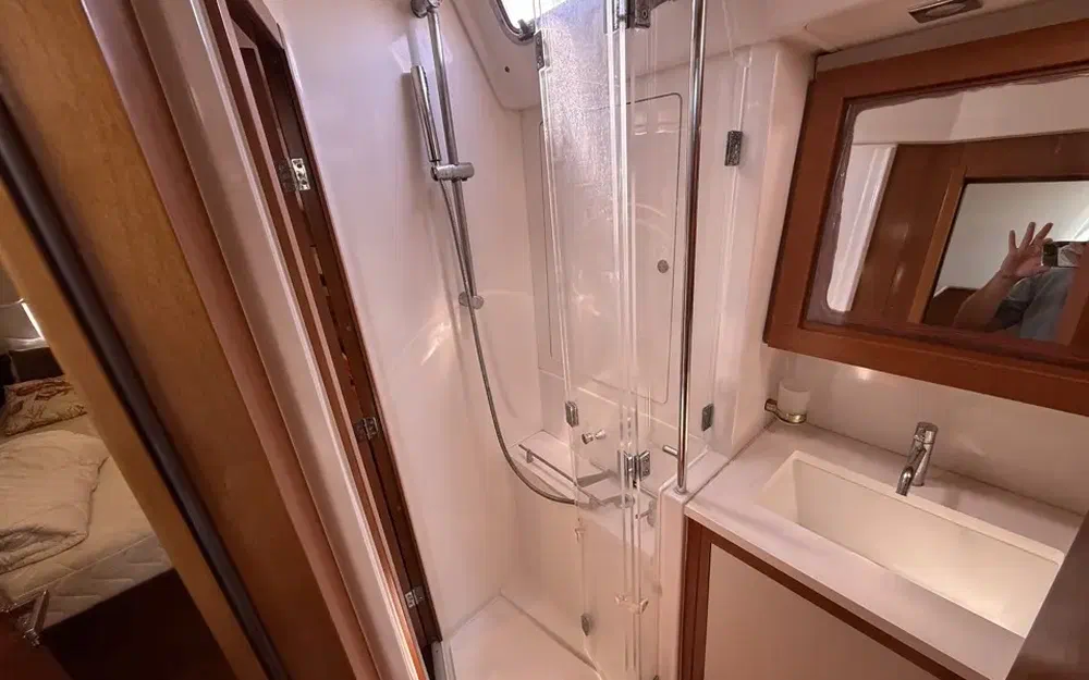 slider 48 Beneteau Oceanis 58