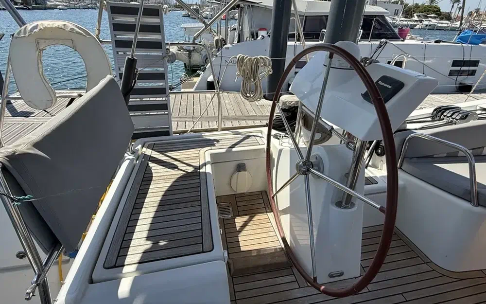 slider 7 Beneteau Oceanis 58