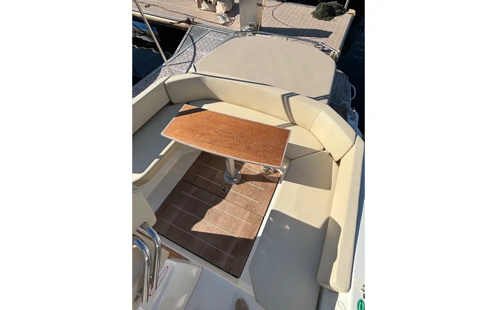 slider 3 Cranchi Endurance 27
