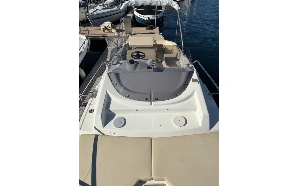 slider 8 Cranchi Endurance 27