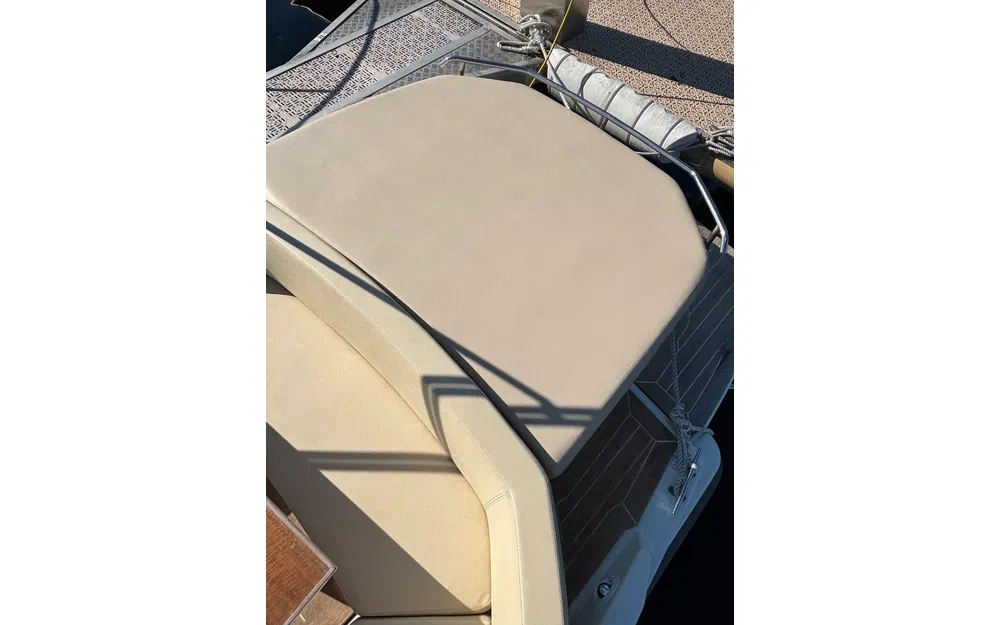 slider 2 Cranchi Endurance 27