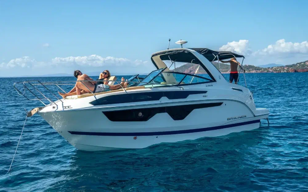 slider 0 Bayliner Cierra 8