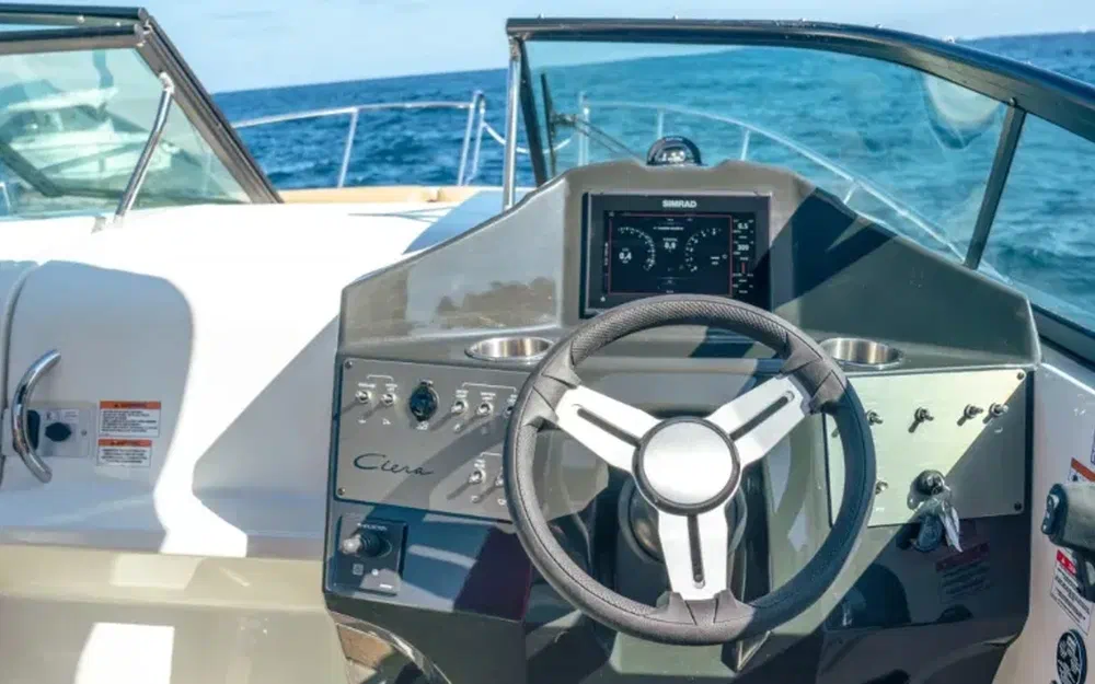 slider 3 Bayliner Cierra 8