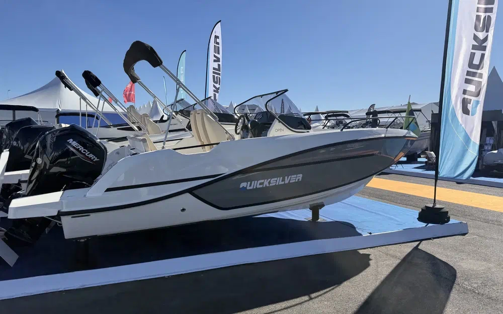 slider 0 Quicksilver Activ 625 open
