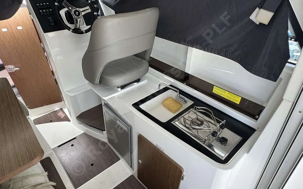 slider 16 Beneteau Antares 8 OB