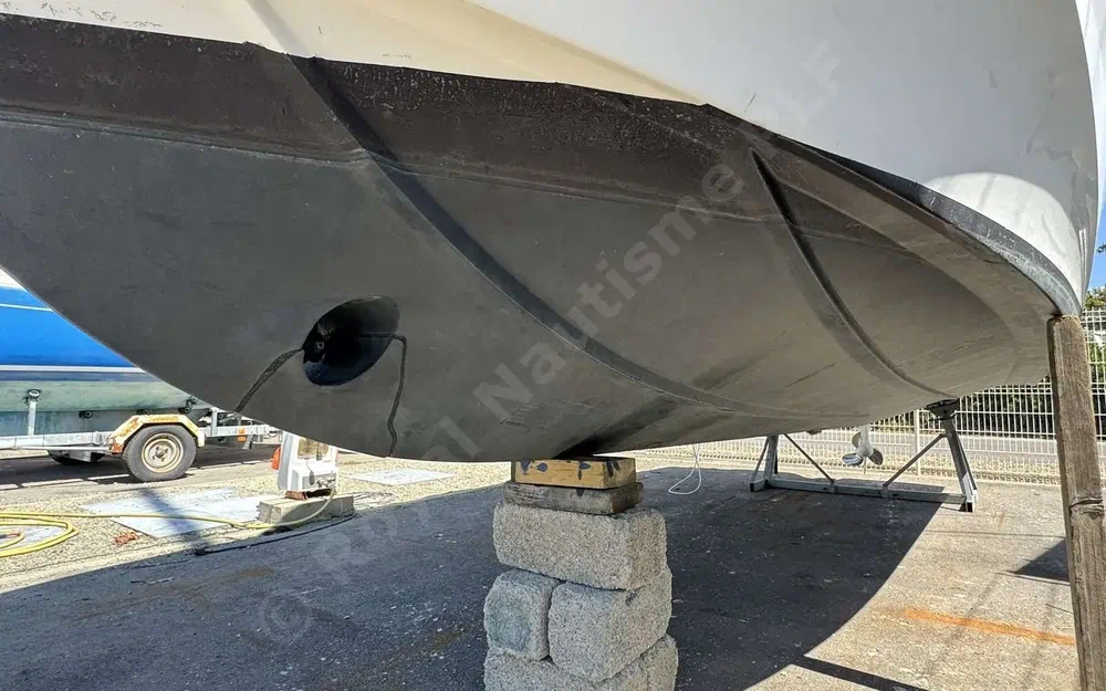 slider 1 Beneteau Antares 8 OB