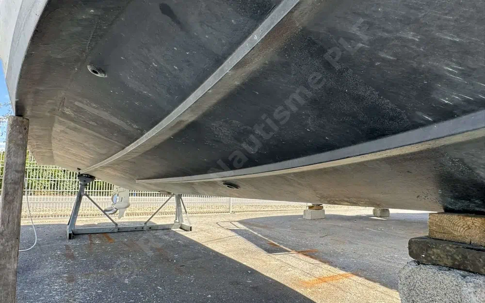 slider 6 Beneteau Antares 8 OB