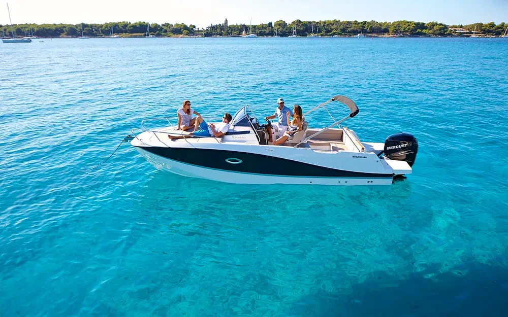 slider 10 Quicksilver Activ 755 Sundeck