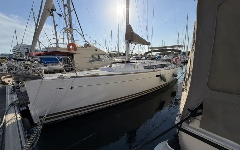 slider 0 Jeanneau Sun Odyssey 379