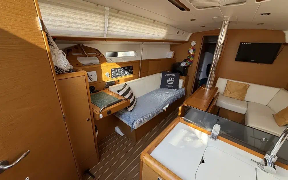 slider 21 Jeanneau Sun Odyssey 379