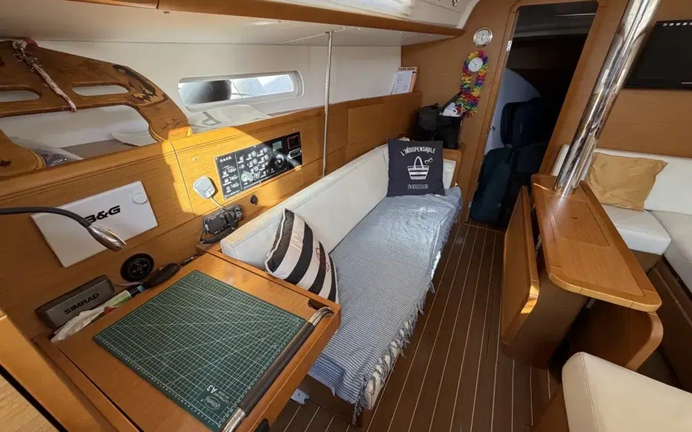 slider 23 Jeanneau Sun Odyssey 379