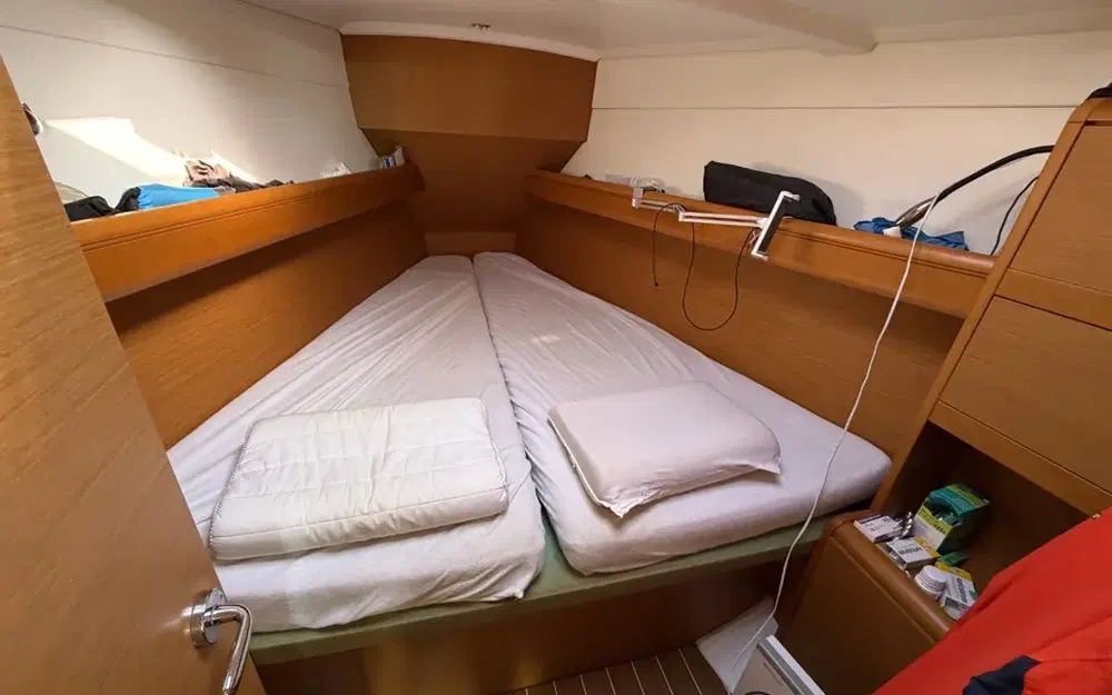 slider 27 Jeanneau Sun Odyssey 379