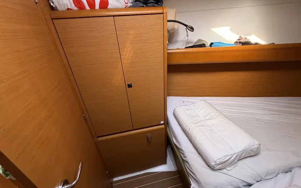 slider 29 Jeanneau Sun Odyssey 379
