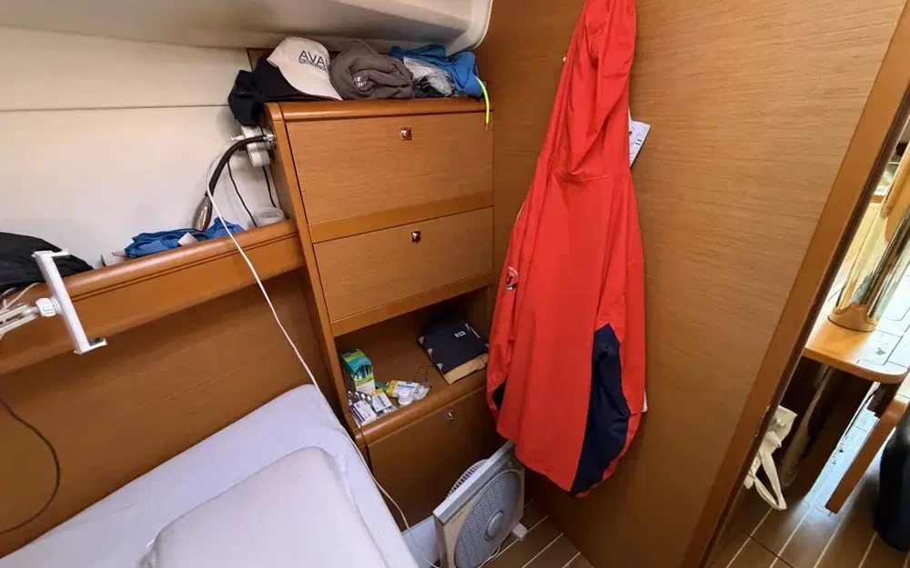 slider 30 Jeanneau Sun Odyssey 379