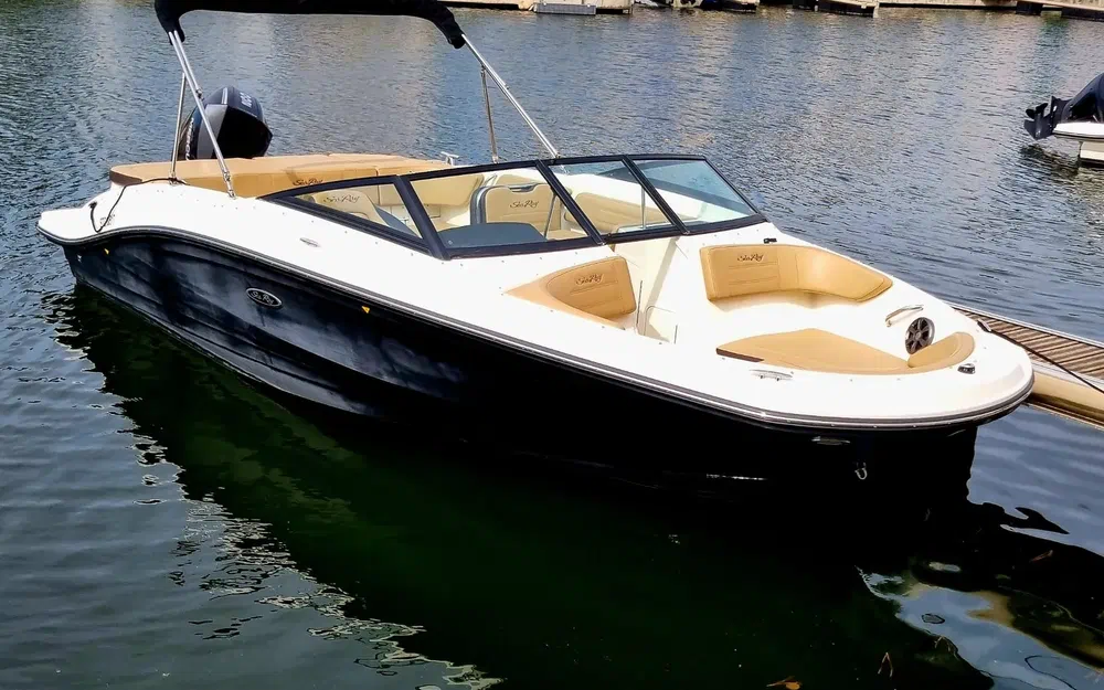 slider 0 Sea Ray 210 SPX OB