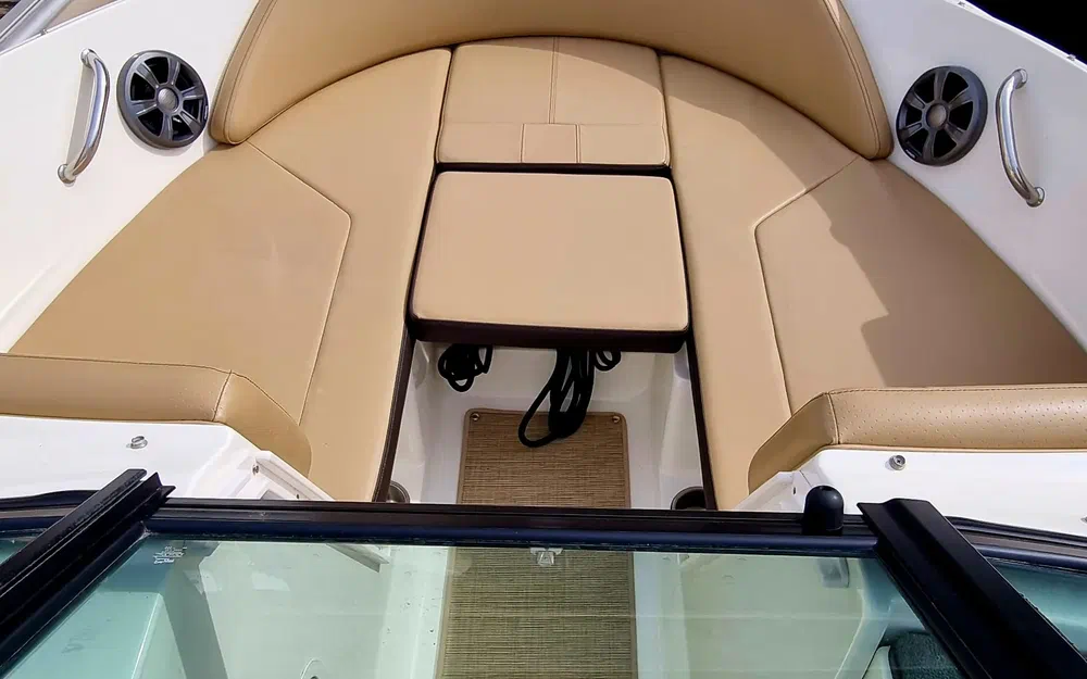 slider 3 Sea Ray 210 SPX OB