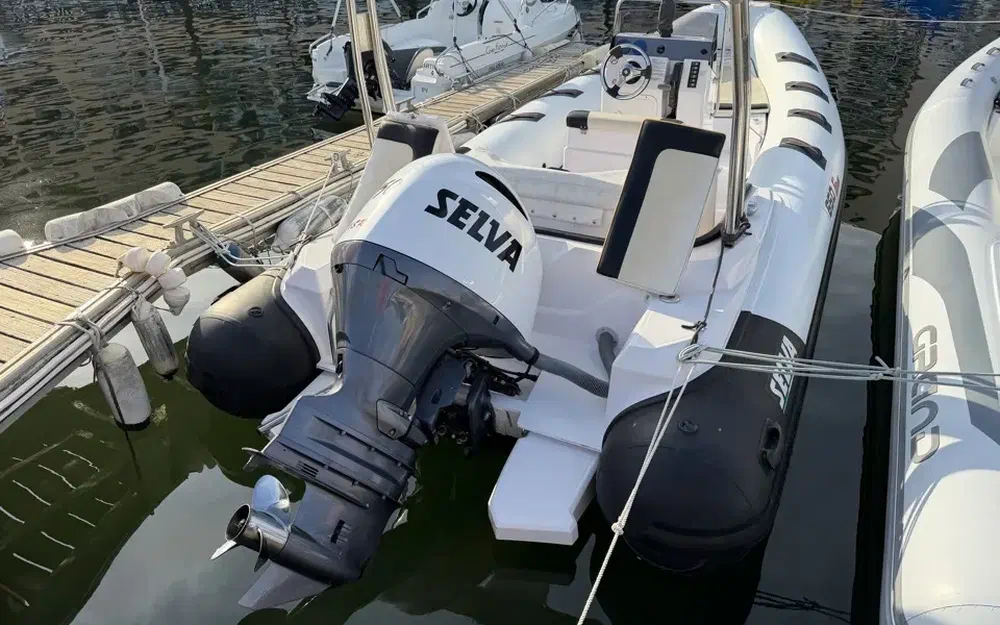 slider 4 Selva D 650 Family