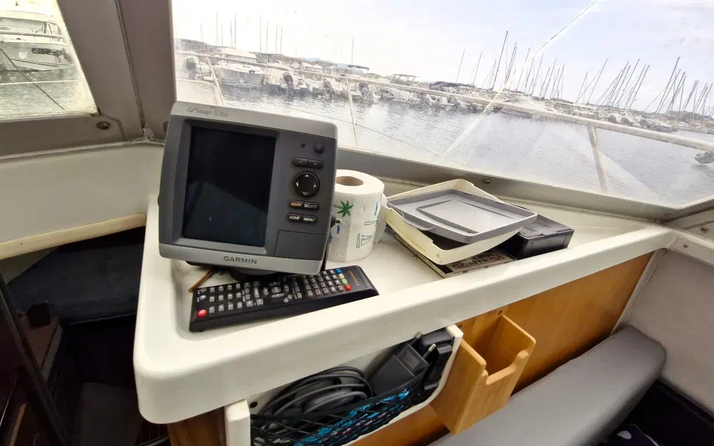 slider 11 Beneteau Antares 800