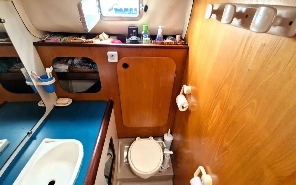 slider 8 Beneteau Antares 800