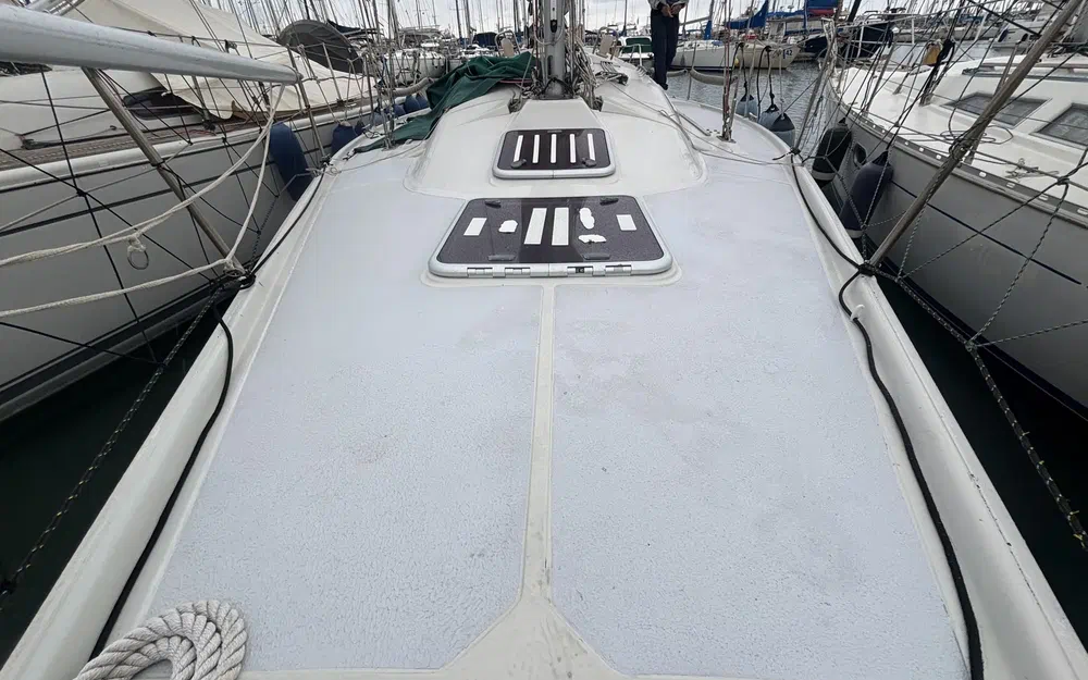 slider 12 Dehler 38