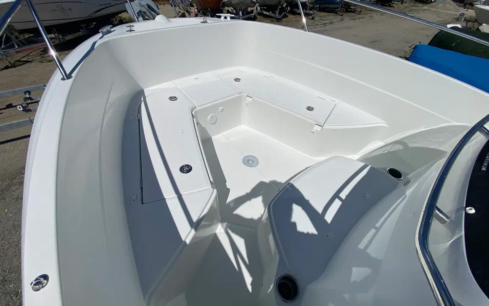 slider 16 Jeanneau CAP CAMARAT 7.5 CC SERIE 2