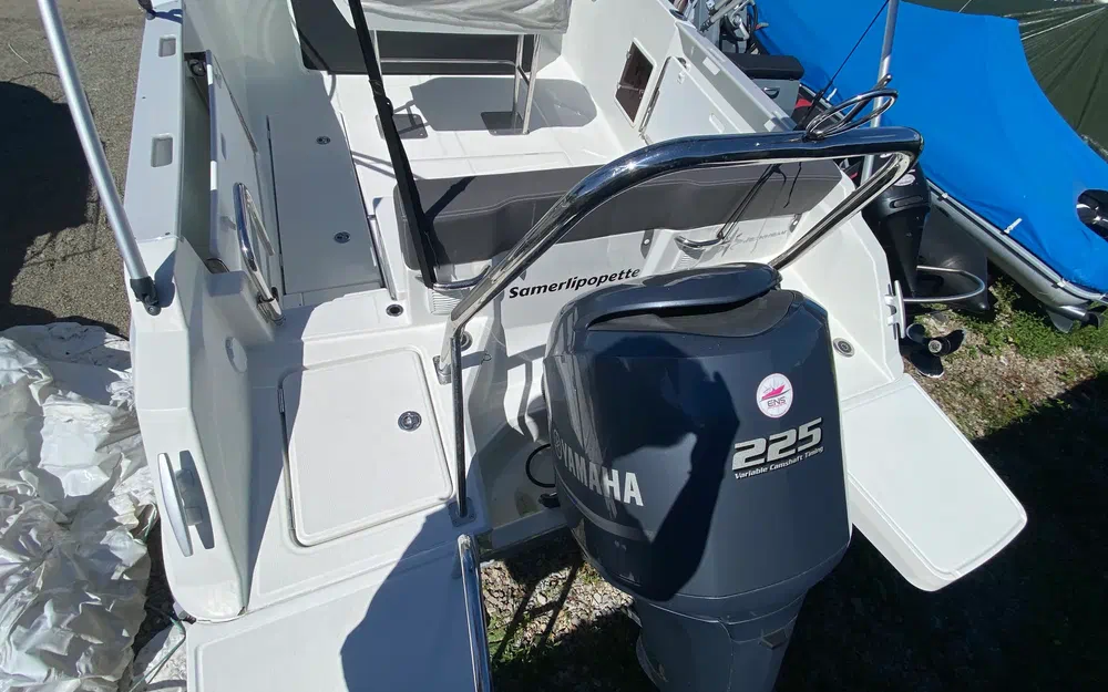 slider 19 Jeanneau CAP CAMARAT 7.5 CC SERIE 2