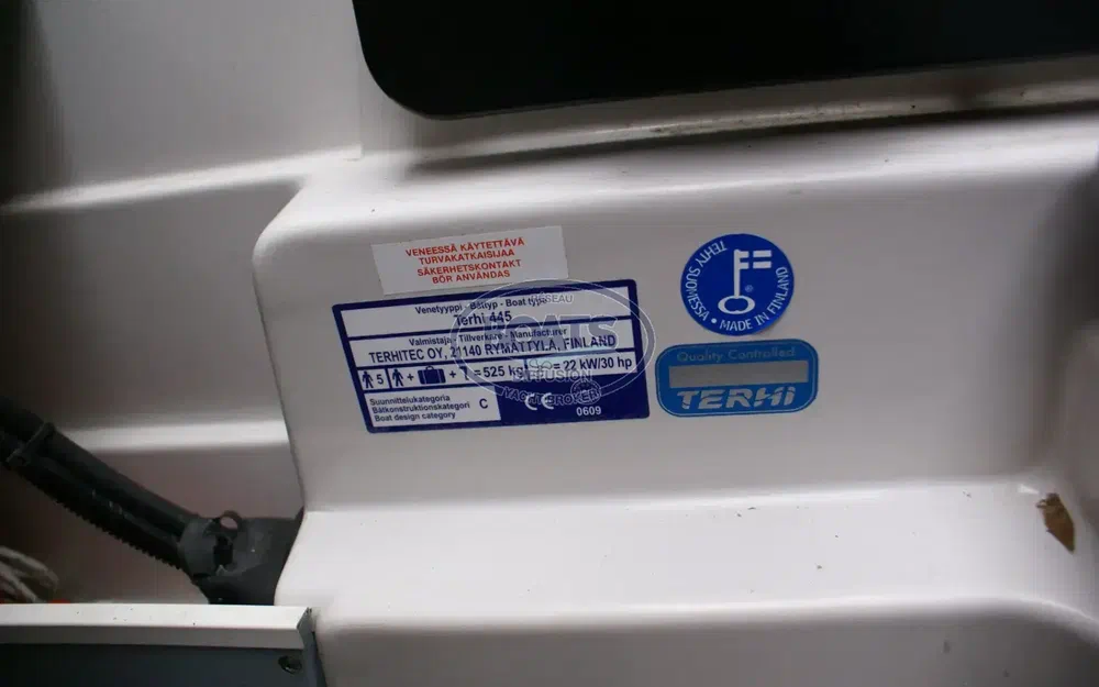 slider 13 Terhi 445 C