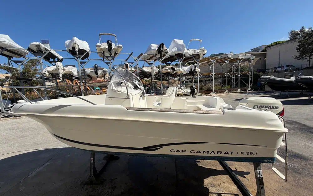 slider 2 Jeanneau Cap Camarat 545