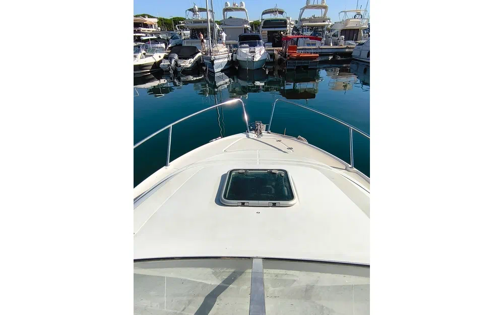 slider 10 Jeanneau Leader 705