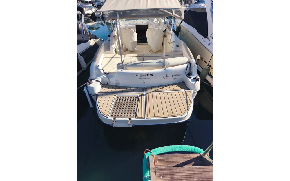 slider 0 Jeanneau Leader 705
