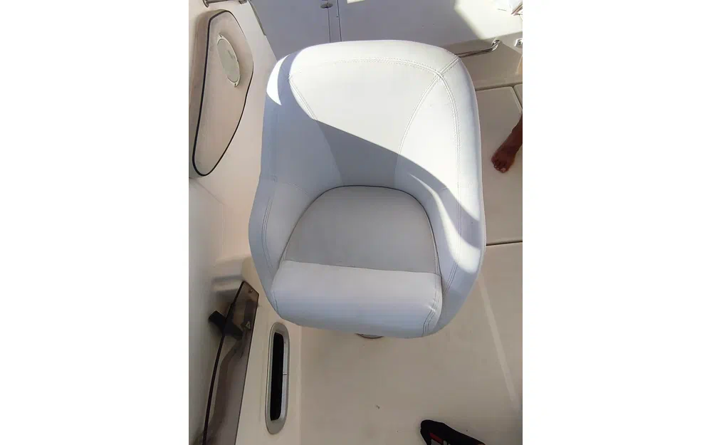 slider 25 Jeanneau Leader 705