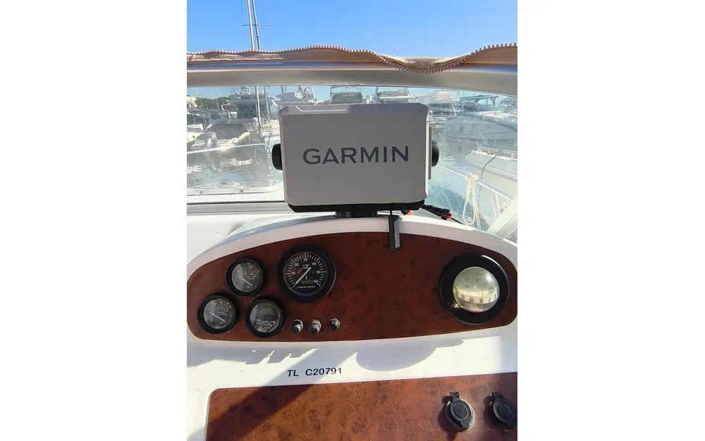 slider 30 Jeanneau Leader 705