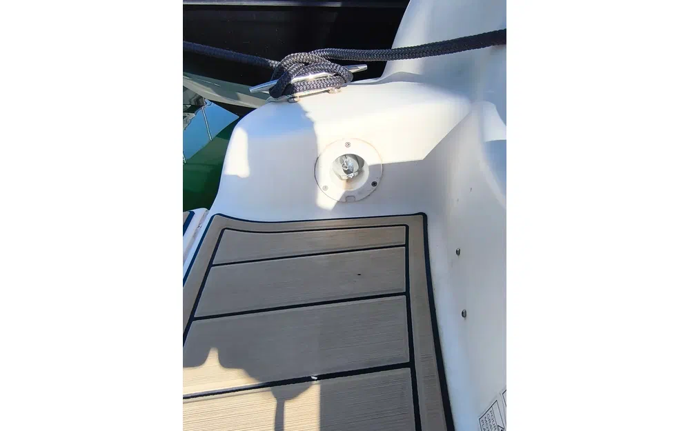 slider 35 Jeanneau Leader 705