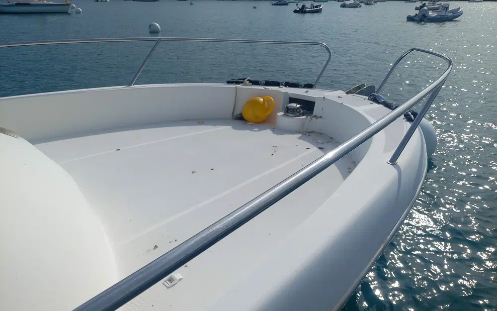 slider 5 Jeanneau Cap Camarat 755 WA