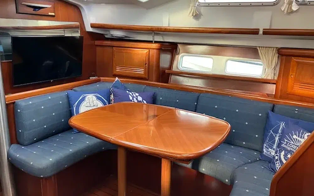 slider 14 Beneteau Oceanis 42 CC