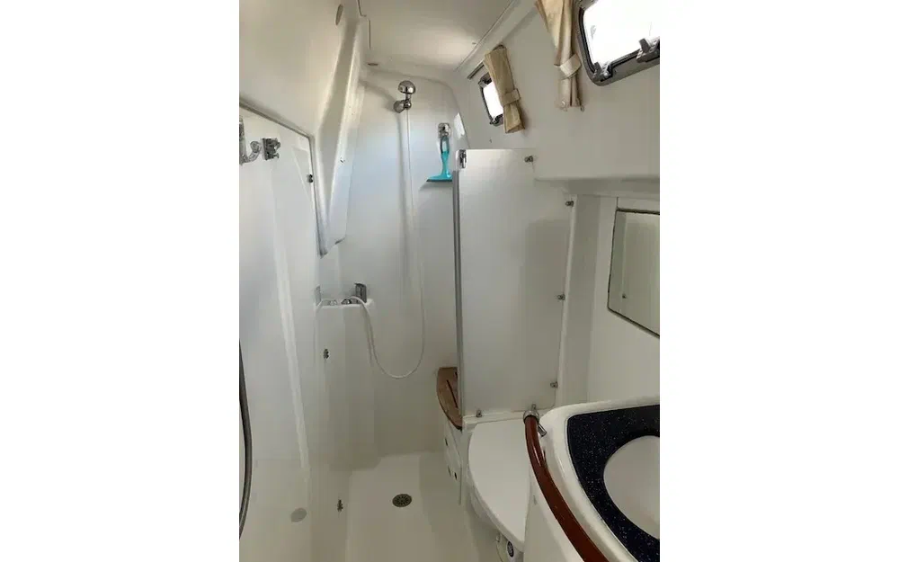 slider 19 Beneteau Oceanis 42 CC