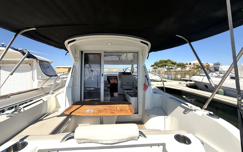 slider 7 Beneteau Antares 8 OB