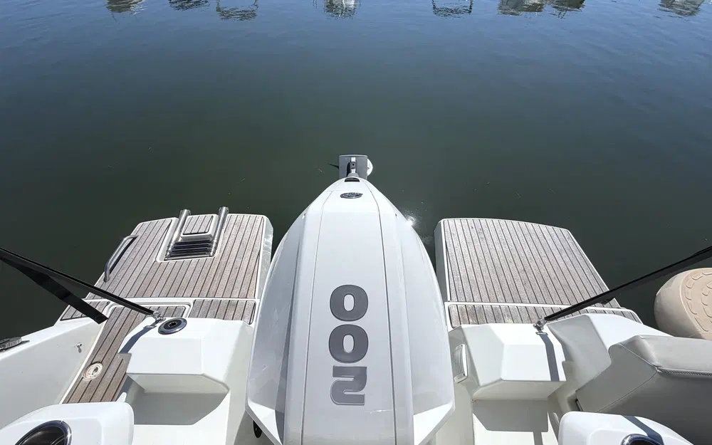 slider 16 Beneteau Antares 8 OB
