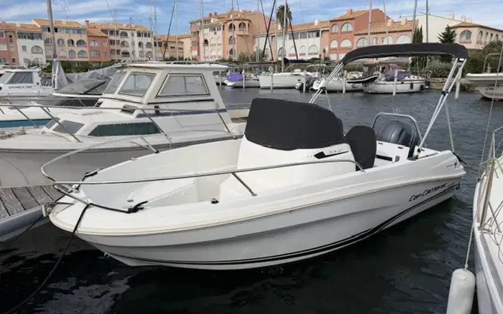 slider 0 Jeanneau Cap Camarat 5.5 CC Serie 2