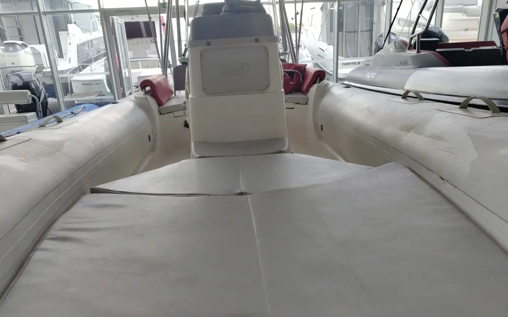 slider 6 BWA Sport 22 GT