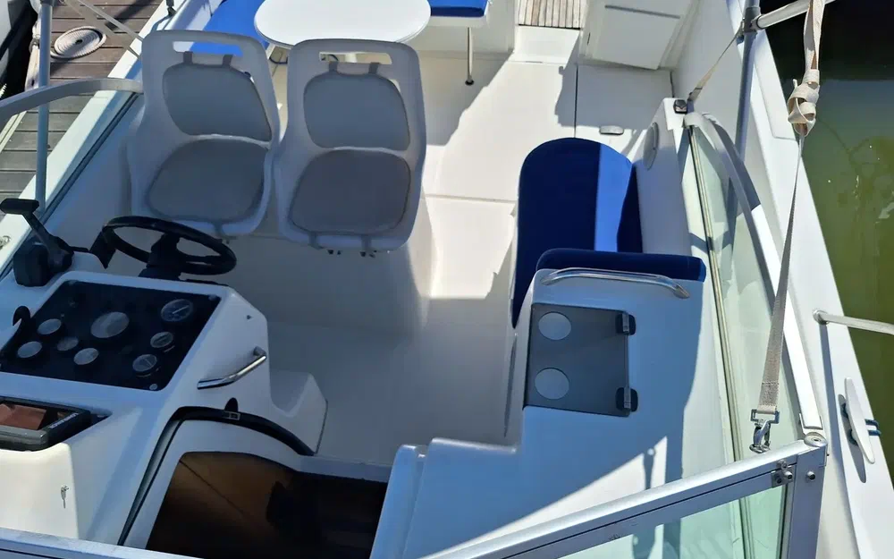 slider 15 Beneteau Ombrine 800