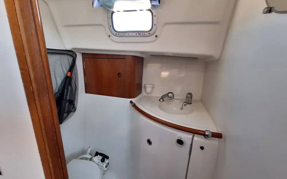 slider 6 Beneteau Ombrine 800