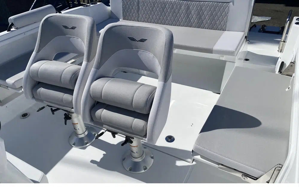 slider 5 Beneteau Flyer 7 SPACEdeck