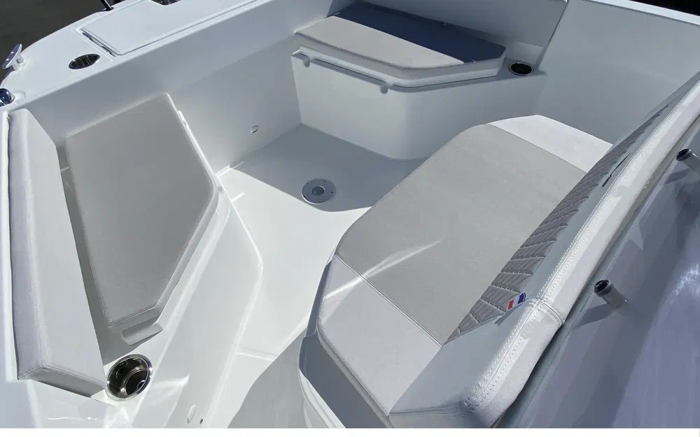 slider 6 Beneteau Flyer 7 SPACEdeck