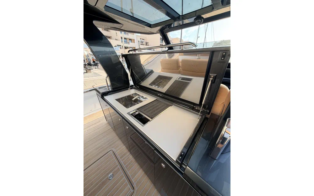 slider 5 Pardo Yachts Pardo 43
