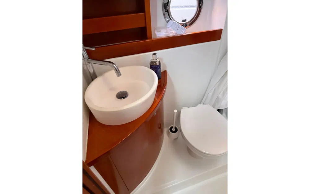 slider 8 Beneteau Grand Turismo GT 38