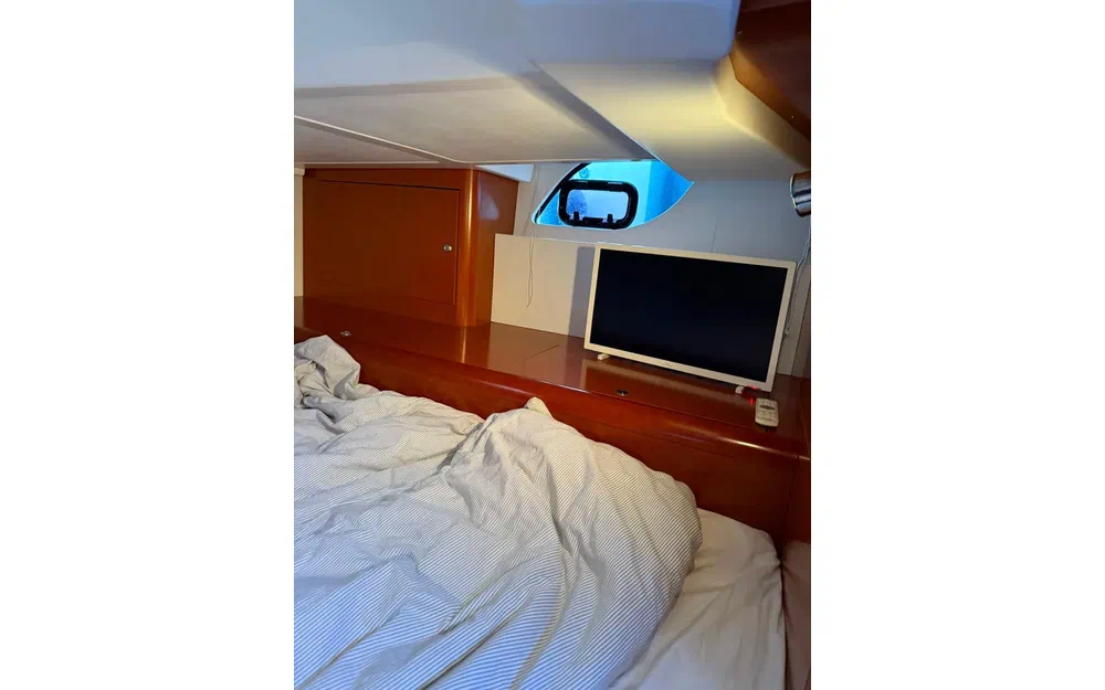 slider 17 Beneteau Grand Turismo GT 38